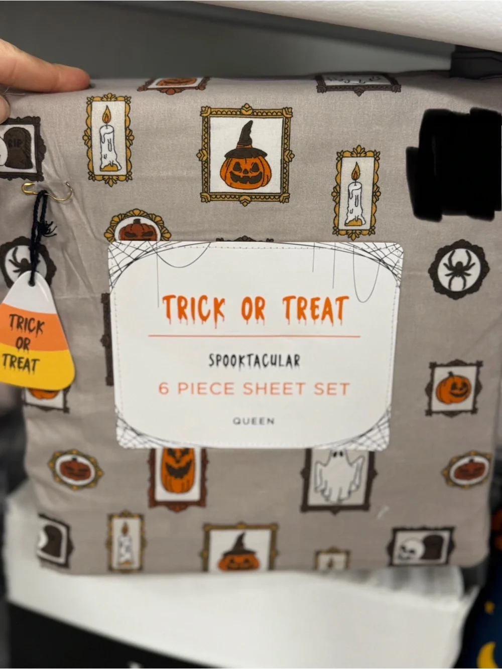 Trick or Treat Queen 6-Piece Sheet Set - Gray & Orange Halloween Print